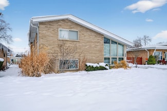 8516 W Normal Ave, Niles, IL 60714