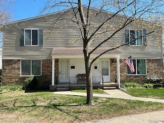 24417 Quad Park Ln Unit 5, Clinton Township, MI 48035