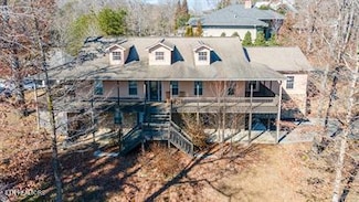 306 White Cap Ln, Pigeon Forge, TN 37863