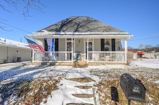 342 W Spring St, Bloomfield, IN 47424