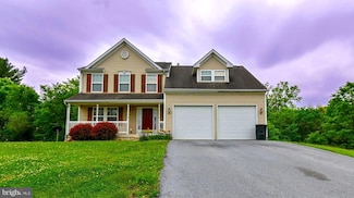 125 Equinox Way W, Martinsburg, WV 25401