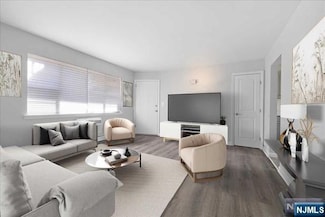 435 Teaneck Rd Unit 14, Ridgefield Park, NJ 07660