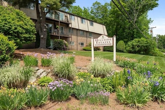 3 Pembroke Dr Unit 3, Derry, NH 03038