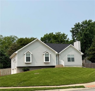 1536 NE Ivory Ln, Lees Summit, MO 64086
