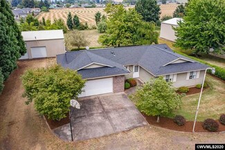 2809 Jefferson Scio Dr, Jefferson, OR 97352