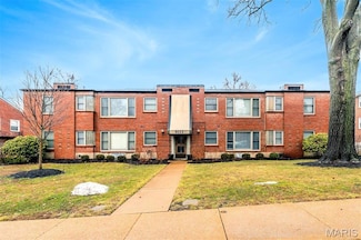 8111 Roxburgh Dr Unit 1NE, Saint Louis, MO 63105