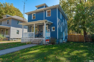 455 8th St, Lincoln, IL 62656