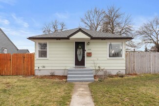 1727 W Chelan Ave, Spokane, WA 99205