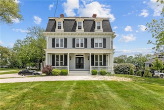 2951 E Main Rd Unit 6, Portsmouth, RI 02871