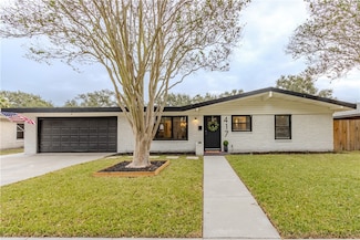 417 Haroldson Dr, Corpus Christi, TX 78412