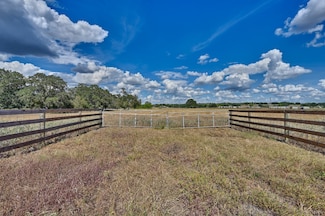 2443 E State Highway 71 Bypass, La Grange, TX 78945