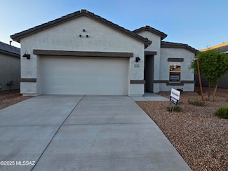 14045 E Crotalus Way, Vail, AZ 85641