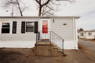 840 Forest Park, Middletown, RI 02842