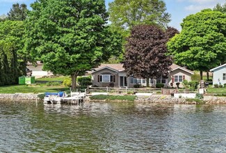 2750 N Lakeview Dr, Warsaw, IN 46582