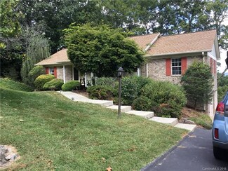 711 Victory Ln, Hendersonville, NC 28739