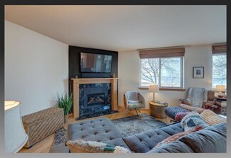 311 N Hancock St Unit 221, Madison, WI 53703