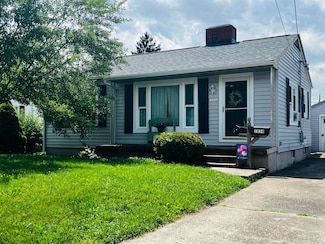 1034 Lindbergh Ave, Zanesville, OH 43701