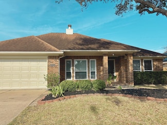 2104 Westminister St, Pearland, TX 77581