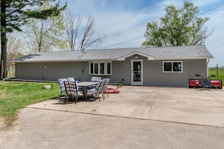 15285 Wittwer Rd, South Beloit, IL 61080