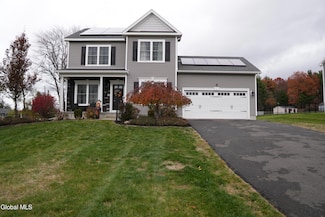 1 Haywood Ln, Rensselaer, NY 12144