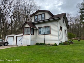 642 S Mountain Blvd, Mountain Top, PA 18707