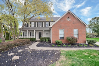 1060 Challis Springs Dr, New Albany, OH 43054