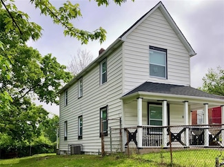 5379 Wabada Ave, Saint Louis, MO 63112