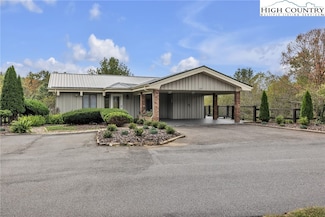 255 Clear View Ridge Rd, Crumpler, NC 28617