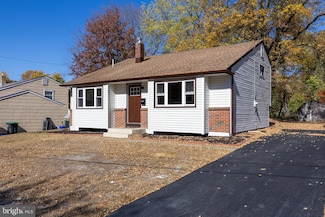 915 Bentley Rd, Lindenwold, NJ 08021