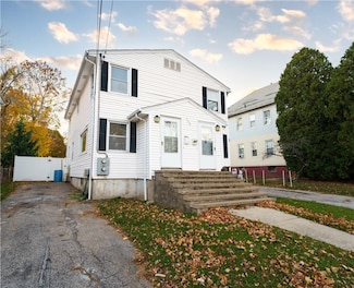 563 Laurel Hill Ave, Cranston, RI 02920