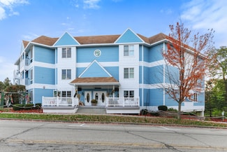 123 Center St Unit 301, Lake Geneva, WI 53147