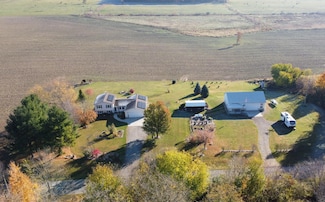 16029 S 33rd St, Vicksburg, MI 49097