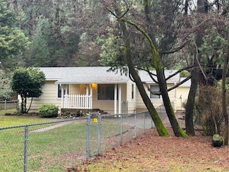 330 S Old Stage Rd, Cave Junction, OR 97523