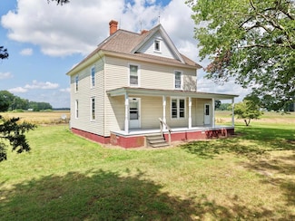 23159 Lee Mont Rd, Parksley, VA 23421