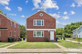 41 Ash Ave, Newport News, VA 23607