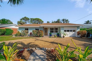 2484 10th St N, Naples, FL 34103