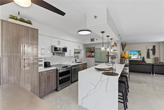 3600 Mystic Pointe Dr Unit 306, Aventura, FL 33180