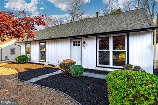 539 Greenbriar Dr, Williamstown, NJ 08094