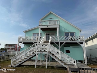 124 Starfish Dr, Holden Beach, NC 28462