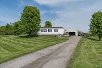 29548 Ashland Rd, Chaumont, NY 13622