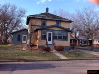330 S Highland Ave, New Ulm, MN 56073