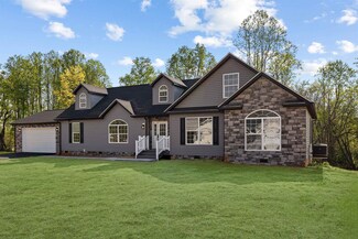 77 Kennedy Ridge Ct, Stuarts Draft, VA 24477