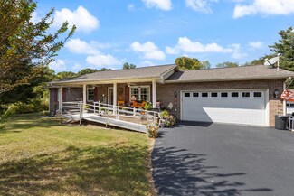 1328 Oak Ridge Hwy, Clinton, TN 37716