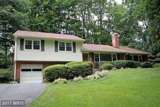 3804 Hillcrest Ln, Annandale, VA 22003