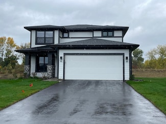 5395 Robinwood Ct, Victoria, MN 55318