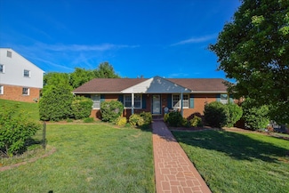 2245 Karen Dr, Salem, VA 24153