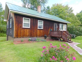348 N Fayston Rd, Moretown, VT 05660