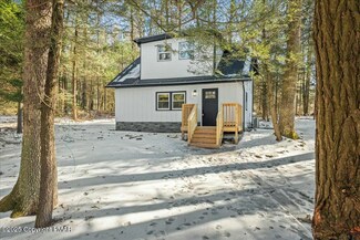 5142 Pine St, Kunkletown, PA 18058