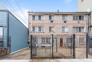 816 Dumont Ave, Brooklyn, NY 11207