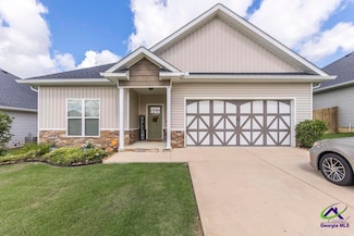 103 Cascades Ct, Bonaire, GA 31005